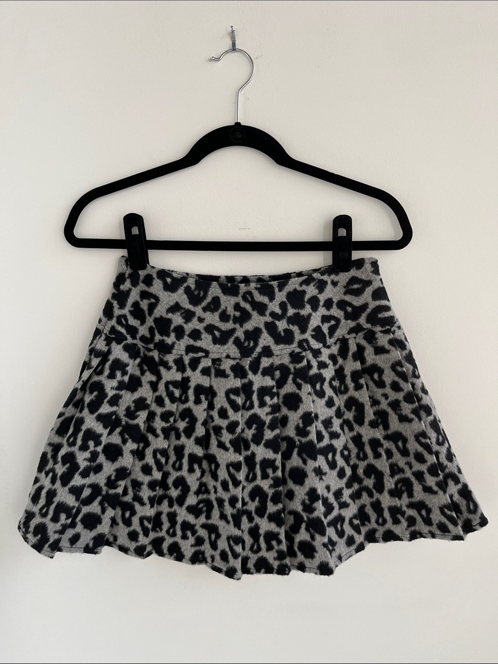 Chaoyatou  Leopard Print A-Line felted pleated skirt. XS